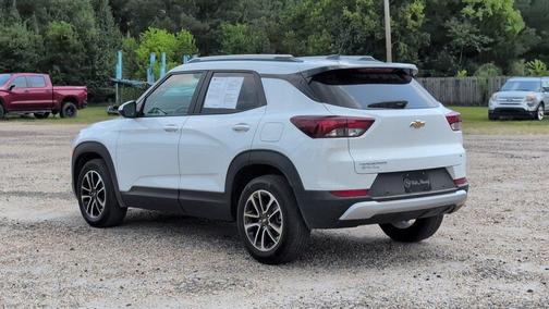 Summit White 2024 Chevrolet Trailblazer LT