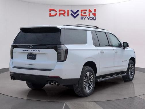 2026 Chevrolet Suburban Z71, 4WD