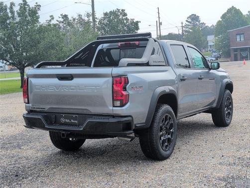 Sterling Gray Metallic 2026 Chevrolet Colorado Trail Boss
