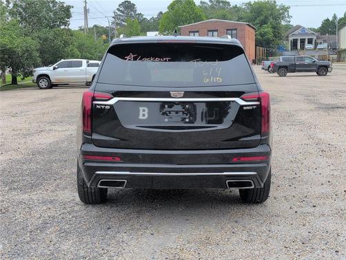 Stellar Black Metallic 2024 Cadillac XT6 Luxury FWD