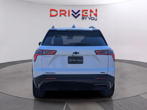 2026 Chevrolet Equinox FWD RS