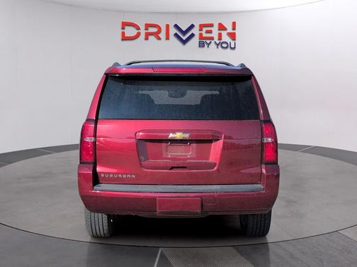 2017 Chevrolet Suburban LT