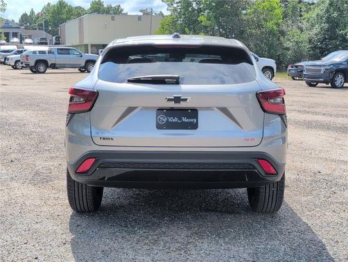 Sterling Gray Metallic 2026 Chevrolet Trax FWD 1RS