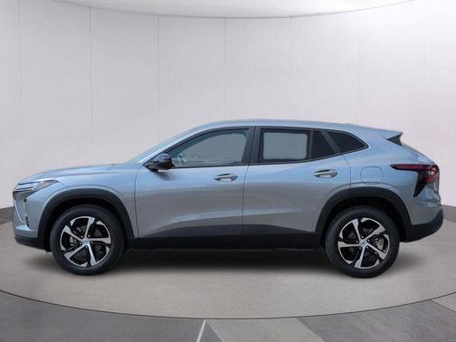 Sterling Gray Metallic 2026 Chevrolet Trax FWD 1RS