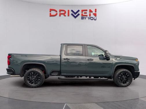 Cypress Gray 2026 Chevrolet Silverado 2500 LT