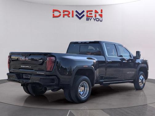 2024 GMC Sierra 3500 Denali