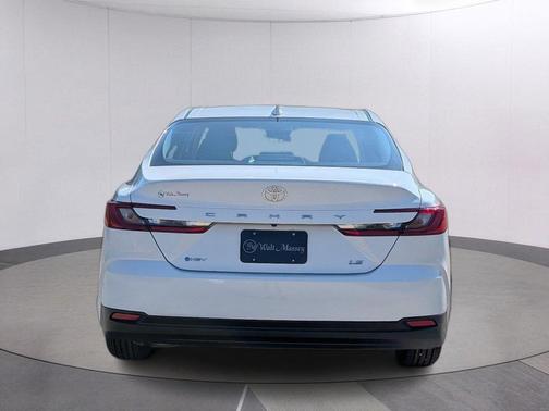 Ice Cap 2025 Toyota Camry LE