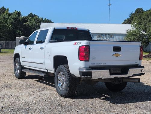 Summit White 2019 Chevrolet Silverado 2500 LTZ