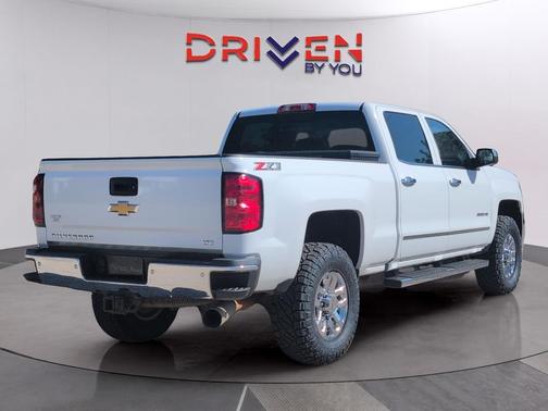 Summit White 2019 Chevrolet Silverado 2500 LTZ