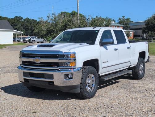 Summit White 2019 Chevrolet Silverado 2500 LTZ