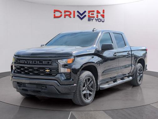 Black 2025 Chevrolet Silverado 1500 Custom
