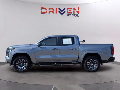 Sterling Gray Metallic 2024 Chevrolet Colorado Z71