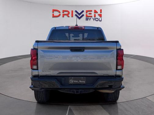 Sterling Gray Metallic 2024 Chevrolet Colorado Z71