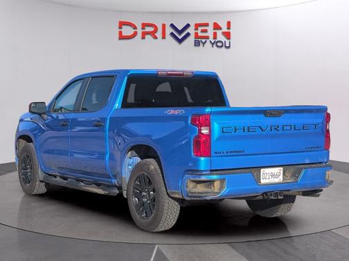 2025 Chevrolet Silverado 1500 Custom