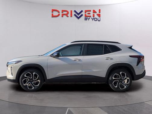 White Sands 2026 Chevrolet Trax FWD 2RS