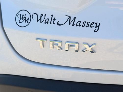 Summit White 2026 Chevrolet Trax LT