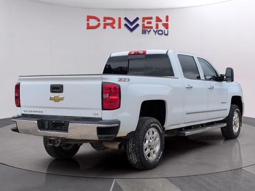 Summit White 2015 Chevrolet Silverado 2500 LTZ