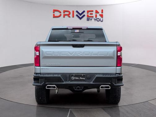 Sterling Gray Metallic 2026 Chevrolet Silverado 1500 LT Trail Boss