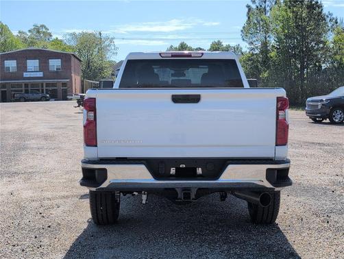 Summit White 2026 Chevrolet Silverado 2500 WT