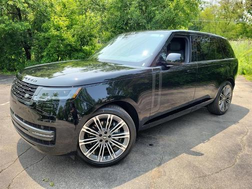 2025 Land Rover Range Rover P400 SE 7 Seat
