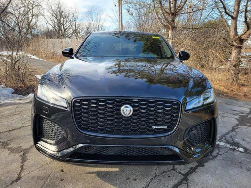 2025 Jaguar F-PACE P400 R-Dynamic S