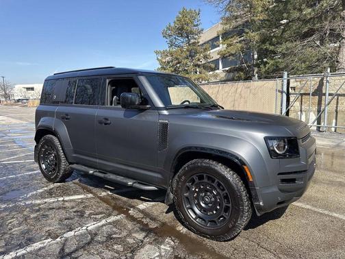 2025 Land Rover Defender OCTA EDITION ONE