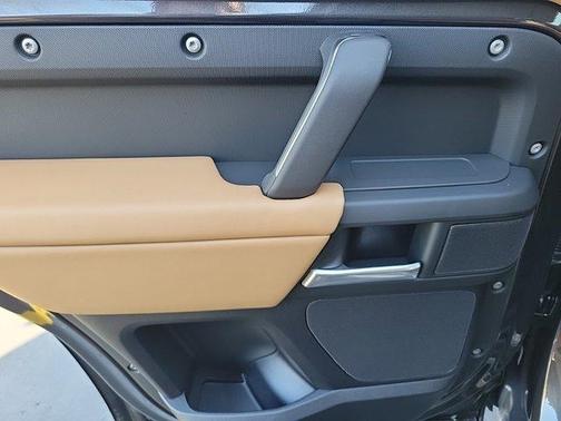 2025 Land Rover Defender P300