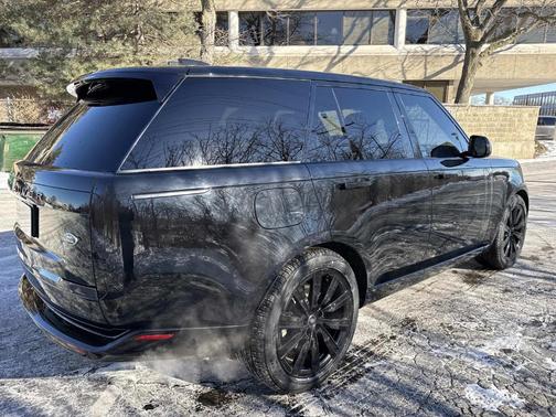 2023 Land Rover Range Rover P400 SE