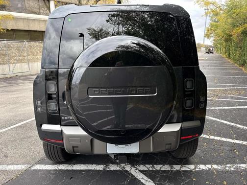 2026 Land Rover Defender S