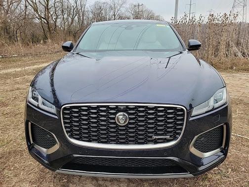 2025 Jaguar F-PACE P250 R-Dynamic S