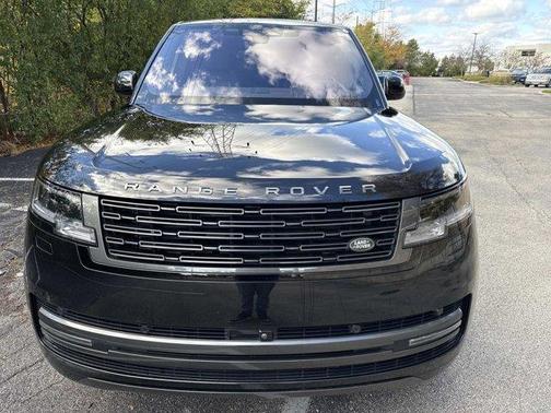 2023 Land Rover Range Rover P530 SE