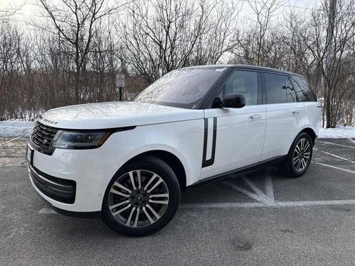 2023 Land Rover Range Rover P530 SE