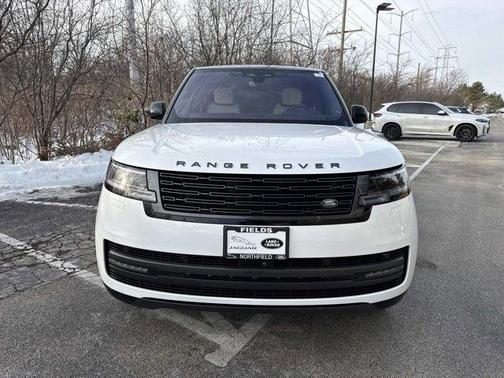2023 Land Rover Range Rover P530 SE