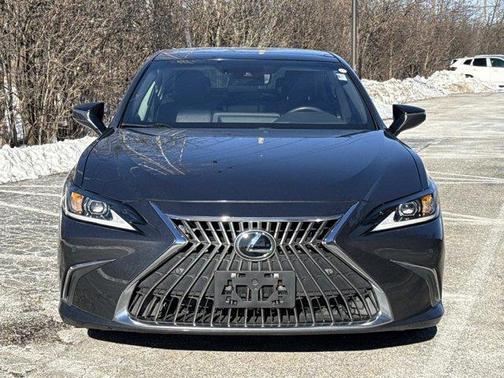 2022 Lexus ES 350 Base