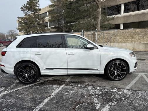 2023 Audi Q7 55 Prestige