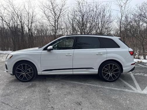 2023 Audi Q7 55 Prestige