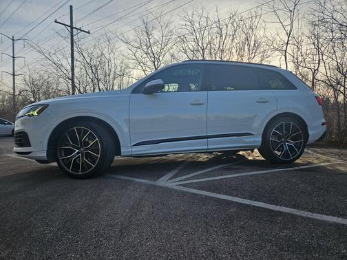 2023 Audi Q7 55 Prestige