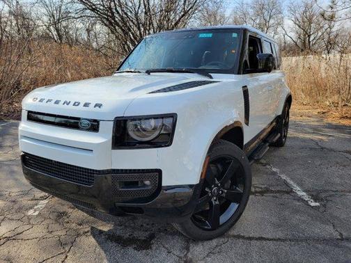 2025 Land Rover Defender P500 X-Dynamic SE