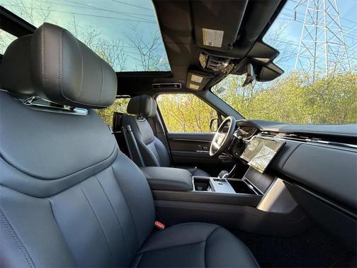 2025 Land Rover Range Rover AUTOBIOGRAPHY