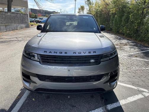 2025 Land Rover Range Rover Sport P360 SE