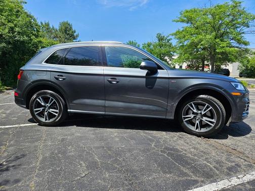 2020 Audi Q5 e 55 Premium