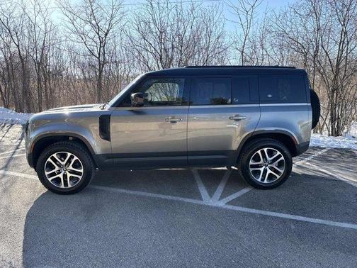 2022 Land Rover Defender 110 S