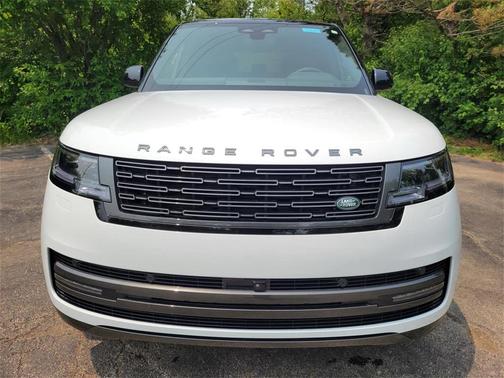 2025 Land Rover Range Rover P400 SE 7 Seat