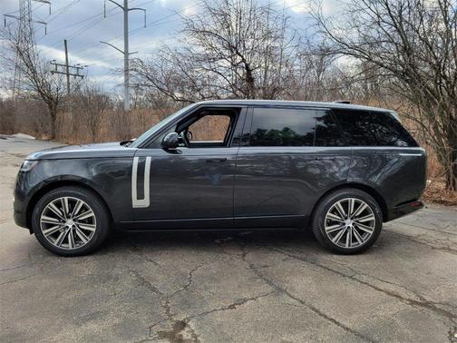 2025 Land Rover Range Rover AUTOBIOGRAPHY
