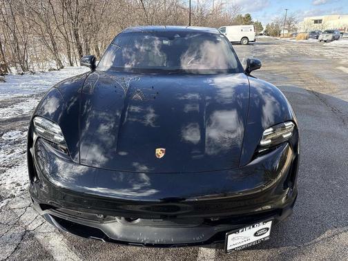 2022 Porsche Taycan 4