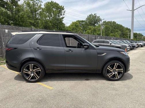 Carpathian Grey 2026 Land Rover Discovery