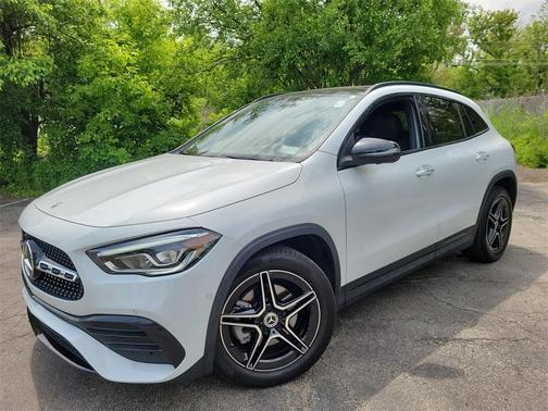 2021 Mercedes-Benz GLA 250 Base 4MATIC
