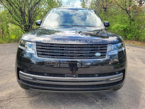 2025 Land Rover Range Rover P530 SE 7 Seat