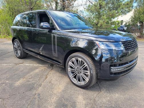 2025 Land Rover Range Rover P530 SE 7 Seat