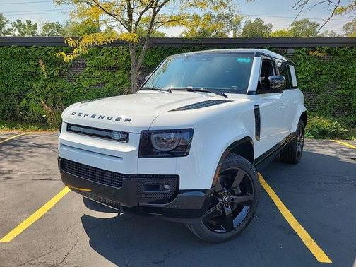 2025 Land Rover Defender P500 X-Dynamic SE
